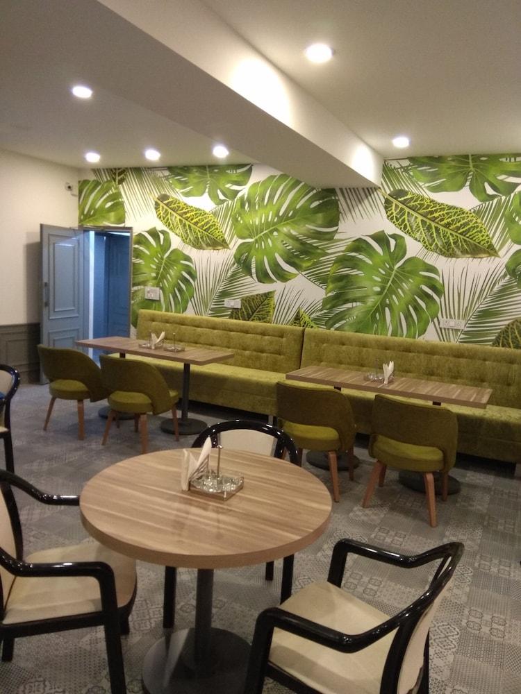 Hotel Palm Greens Νέο Δελχί Εξωτερικό φωτογραφία