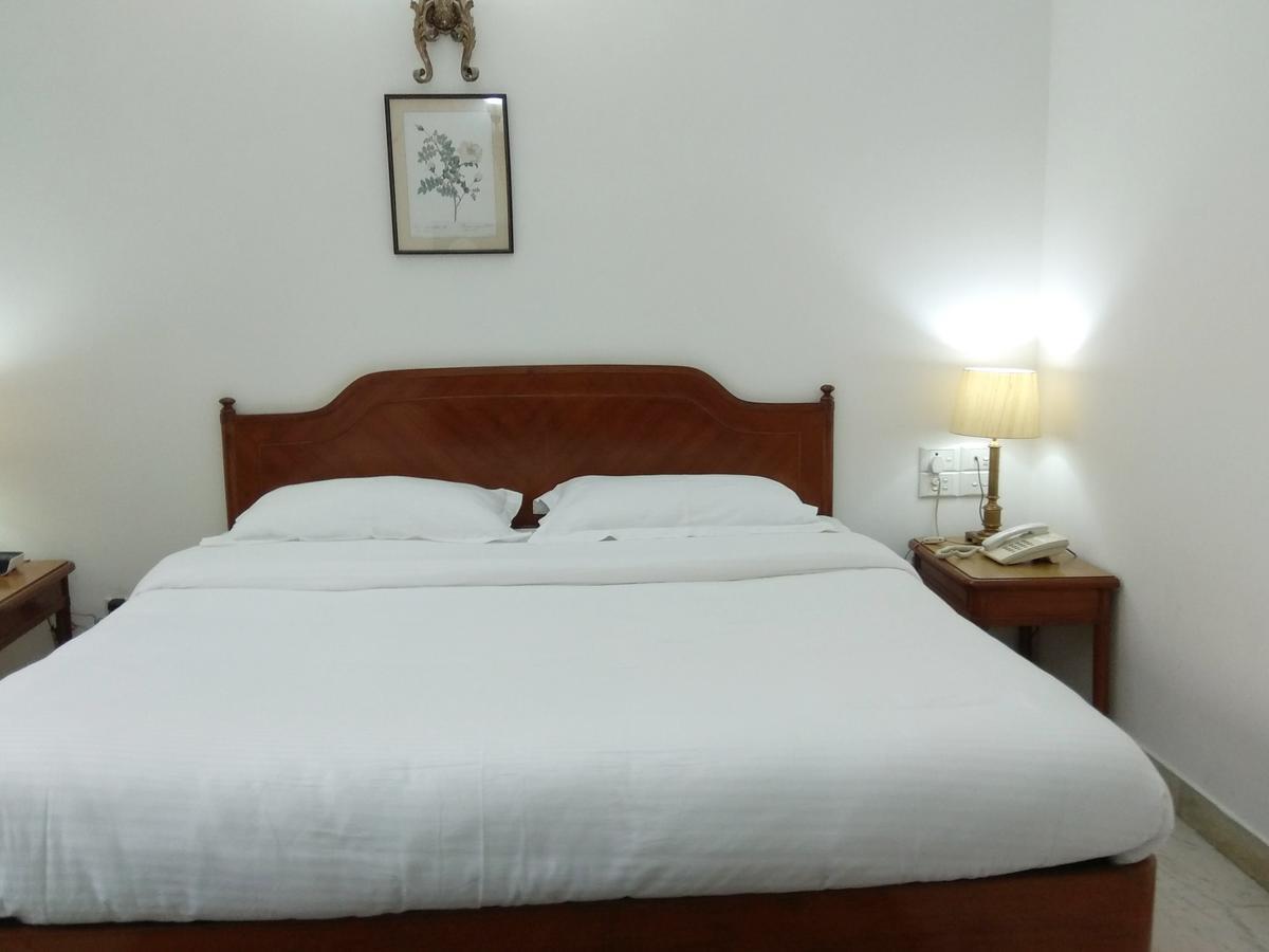 Hotel Palm Greens Νέο Δελχί Εξωτερικό φωτογραφία