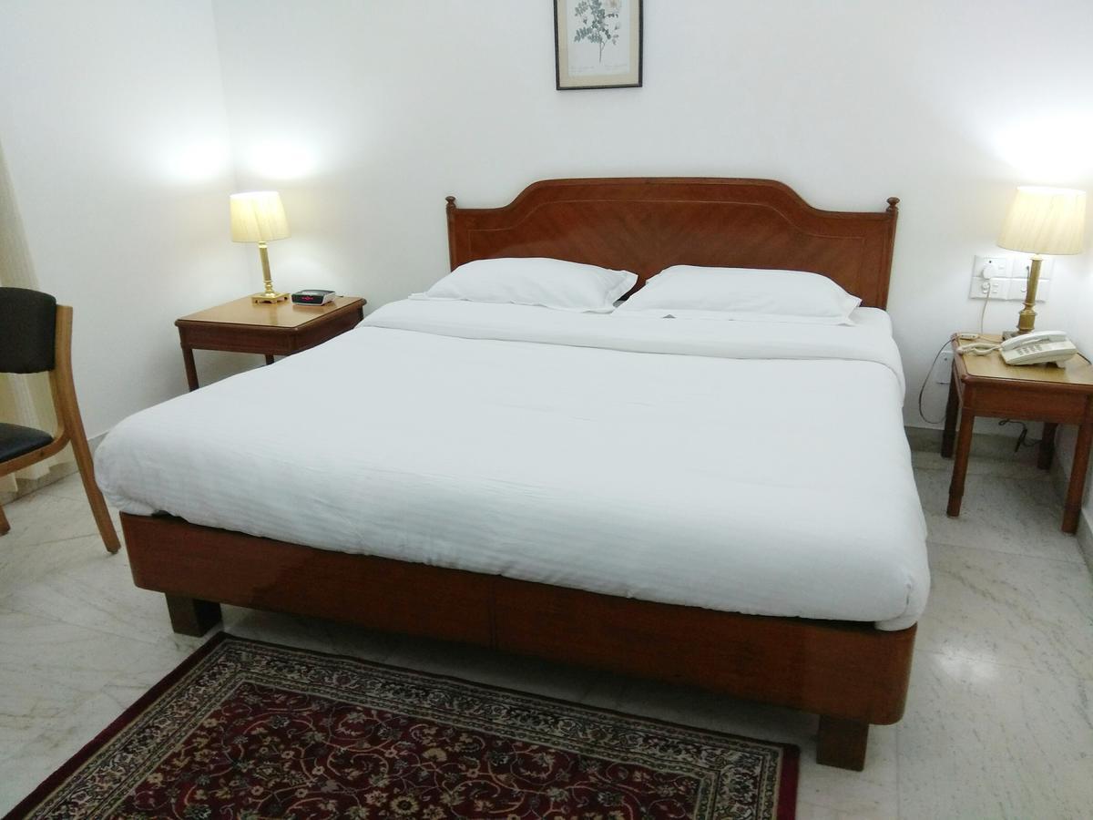 Hotel Palm Greens Νέο Δελχί Εξωτερικό φωτογραφία