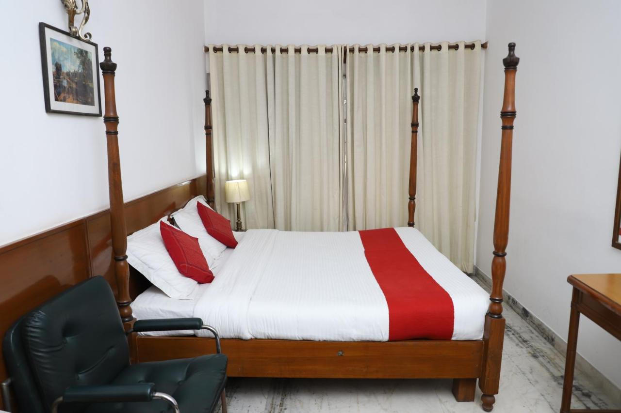 Hotel Palm Greens Νέο Δελχί Εξωτερικό φωτογραφία