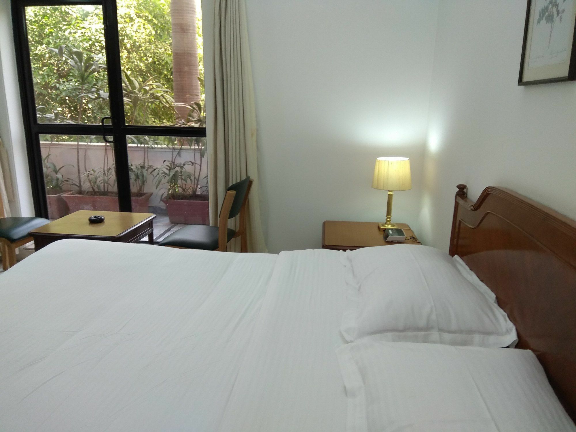 Hotel Palm Greens Νέο Δελχί Εξωτερικό φωτογραφία